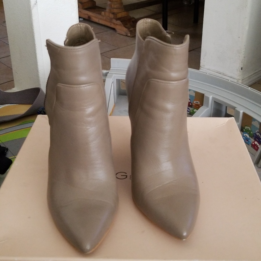 Ankle booties